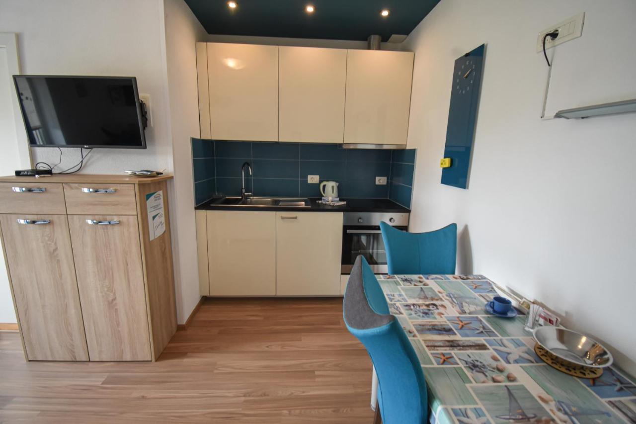 Apartmaji Sobe Zvezda Pobegi Exterior foto