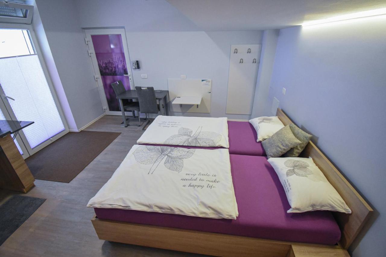 Apartmaji Sobe Zvezda Pobegi Exterior foto